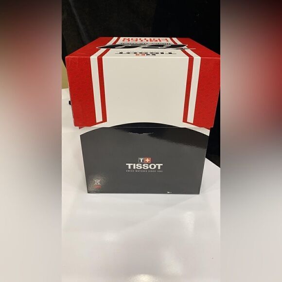 New - Limited Edition Nicky Hayden Helmet Tissot Watch Box - Picture 10 of 11